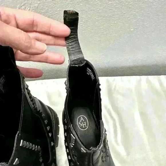 ASH Lenny‎ Studs Black Leather Chelsea Boot Size 40 - Picture 11 of 13